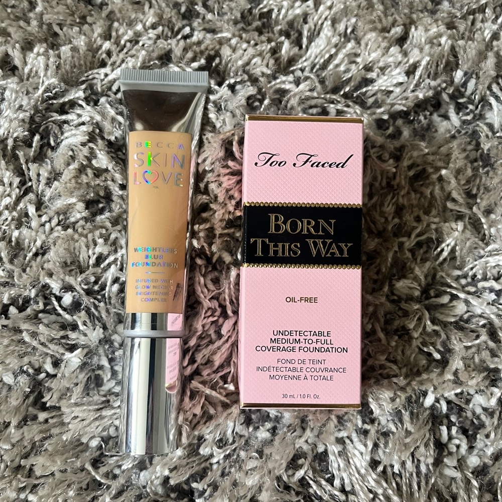 Liquid foundation bundle